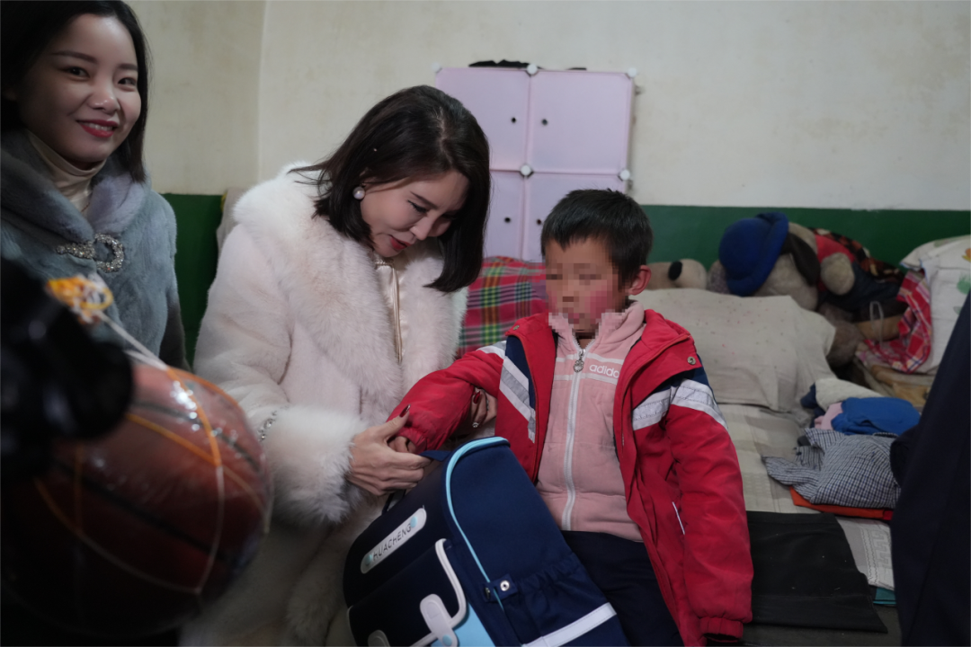第245所 吕梁市蔚汾镇乔家沟火狐在线客服王润兰小学 第245所 吕梁市蔚汾镇乔家沟火狐在线客服王润兰小学