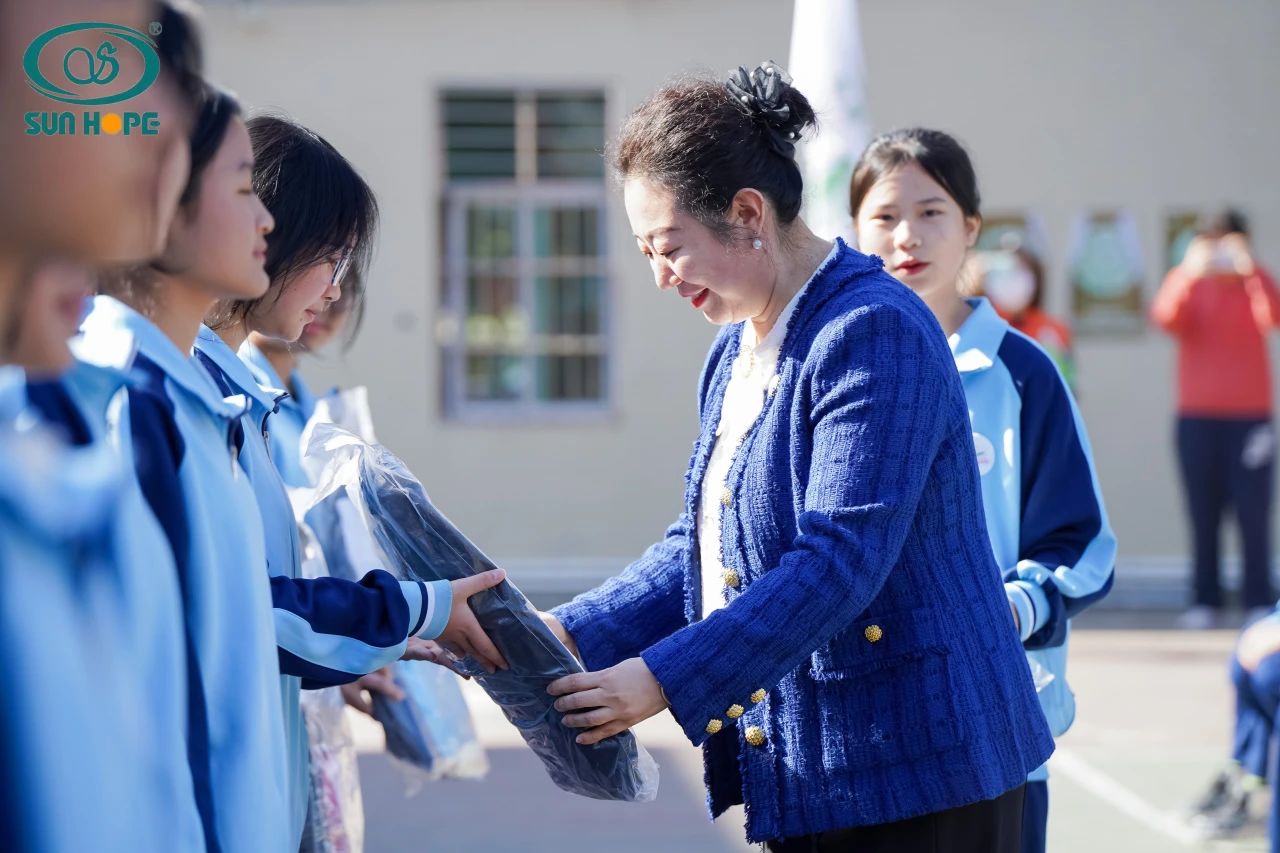 第243所 广东省河源市东源县上莞火狐在线客服郇宇中学 第243所 广东省河源市东源县上莞火狐在线客服郇宇中学