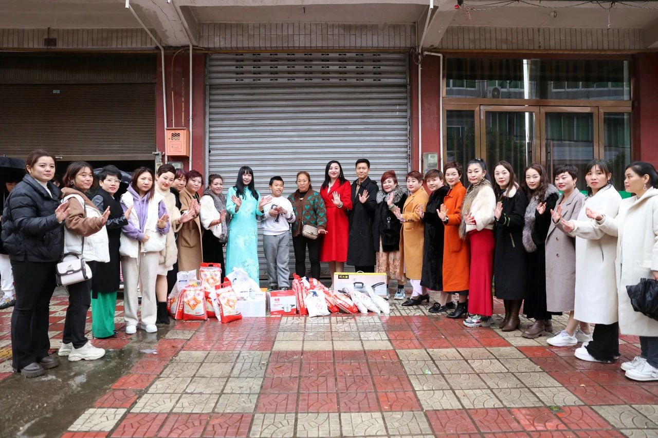 第237所 四川省绵阳市盐亭县文通镇火狐在线客服孟艳艳小学 第237所 四川省绵阳市盐亭县文通镇火狐在线客服孟艳艳小学
