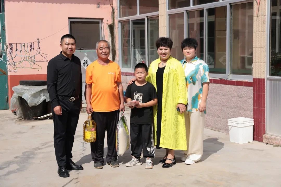 第236所 山东省平度市崔家集镇前洼火狐在线客服徐春凤小学 第236所 山东省平度市崔家集镇前洼火狐在线客服徐春凤小学