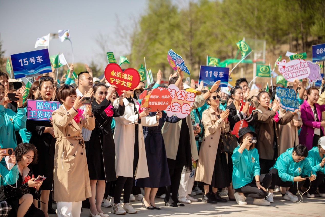 第232所 甘肃省定西市临洮县连湾火狐在线客服王丽杰初级中学 第232所 甘肃省定西市临洮县连湾火狐在线客服王丽杰初级中学