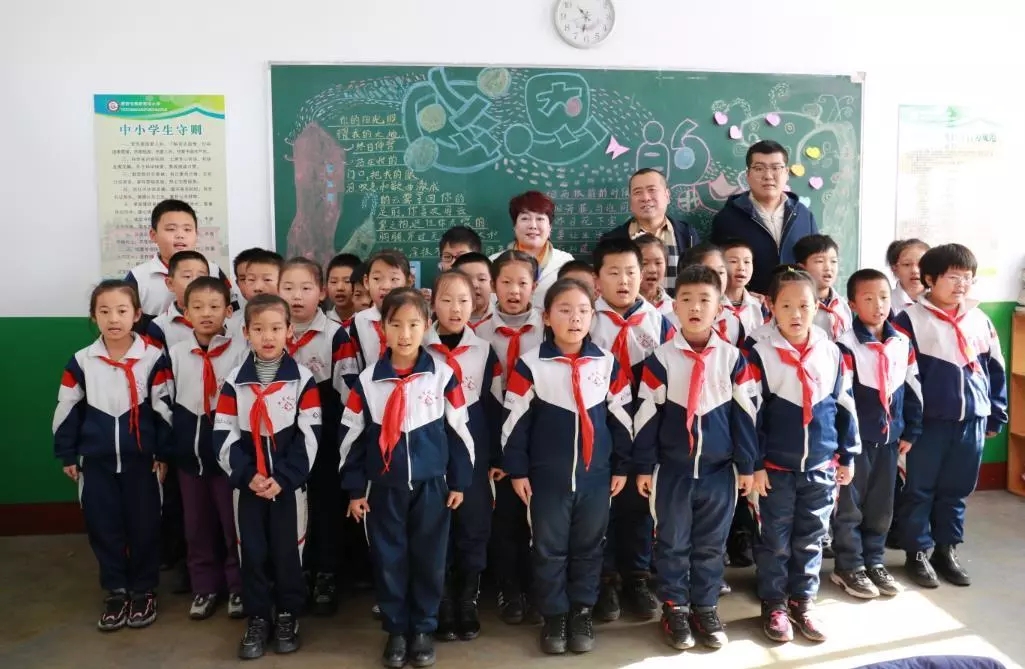 第200所 天津市静海区唐官屯镇靳官屯火狐在线客服张义荣小学 第200所 天津市静海区唐官屯镇靳官屯火狐在线客服张义荣小学