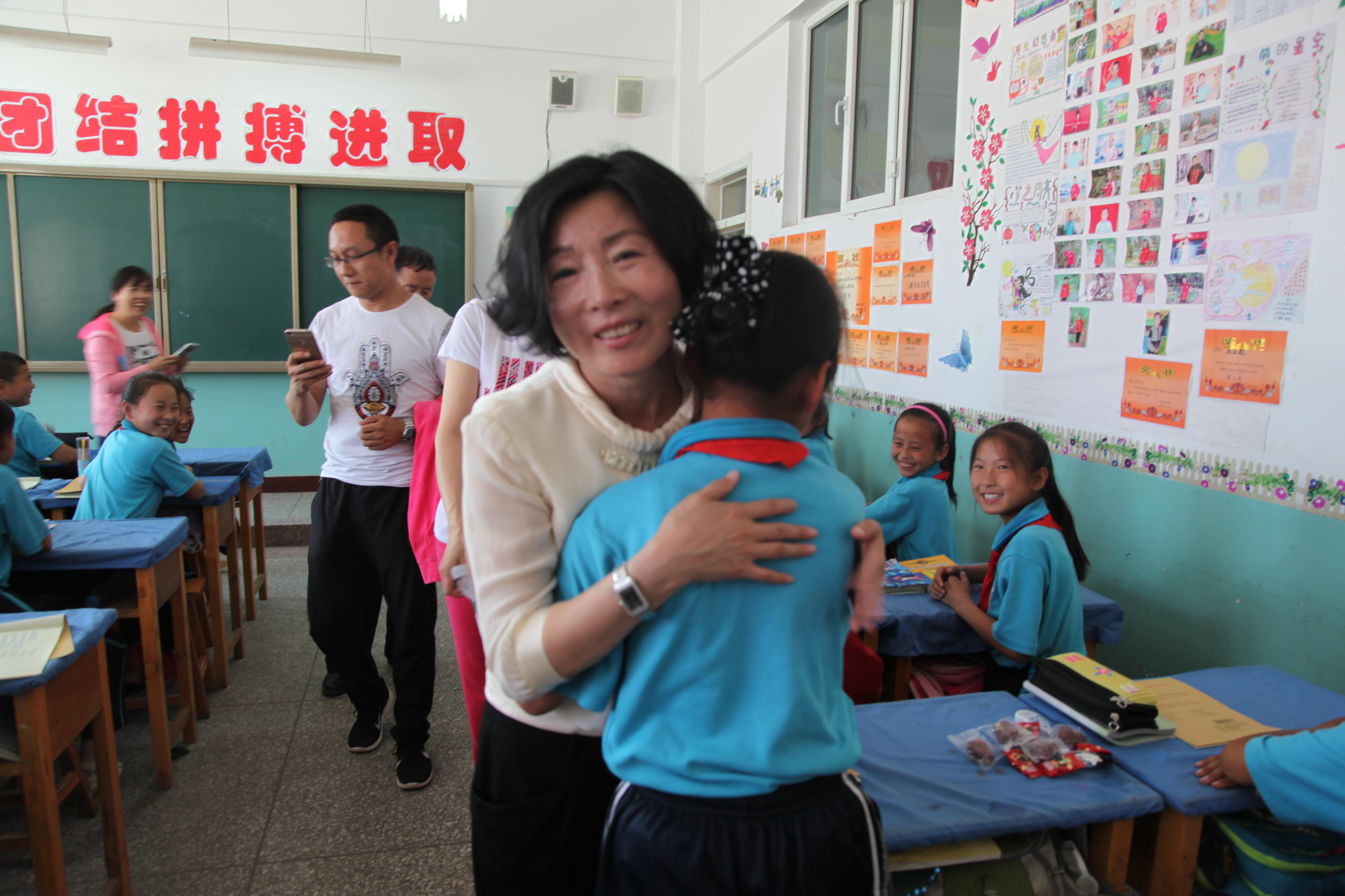 第48所 包头市九原区火狐在线客服董丽萍麻池中心校 第48所 包头市九原区火狐在线客服董丽萍麻池中心校