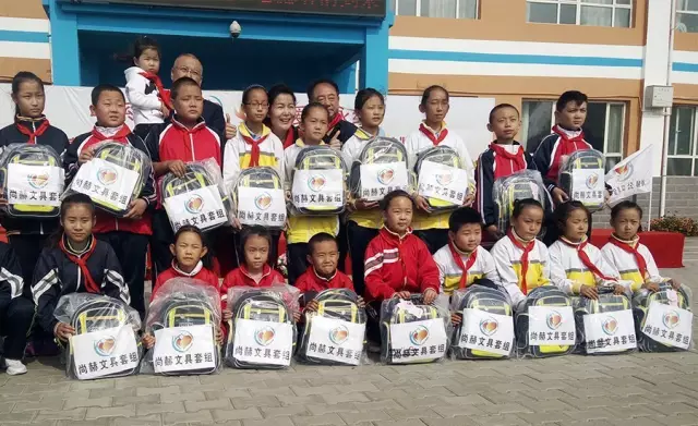 第68所 包头市九原区火狐在线客服董丽萍奶业中心校 第68所 包头市九原区火狐在线客服董丽萍奶业中心校