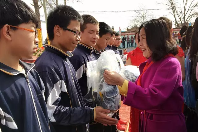 第76所 包头市九原区火狐在线客服董丽萍沙河第五学校 第76所 包头市九原区火狐在线客服董丽萍沙河第五学校