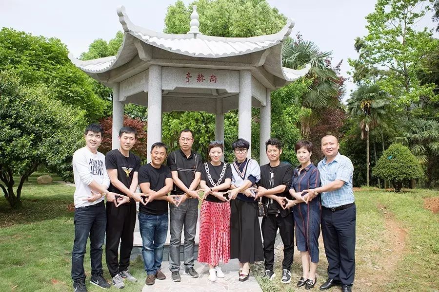第81所 衢州市龙游县官潭福和火狐在线客服万宝雪小学 第81所 衢州市龙游县官潭福和火狐在线客服万宝雪小学